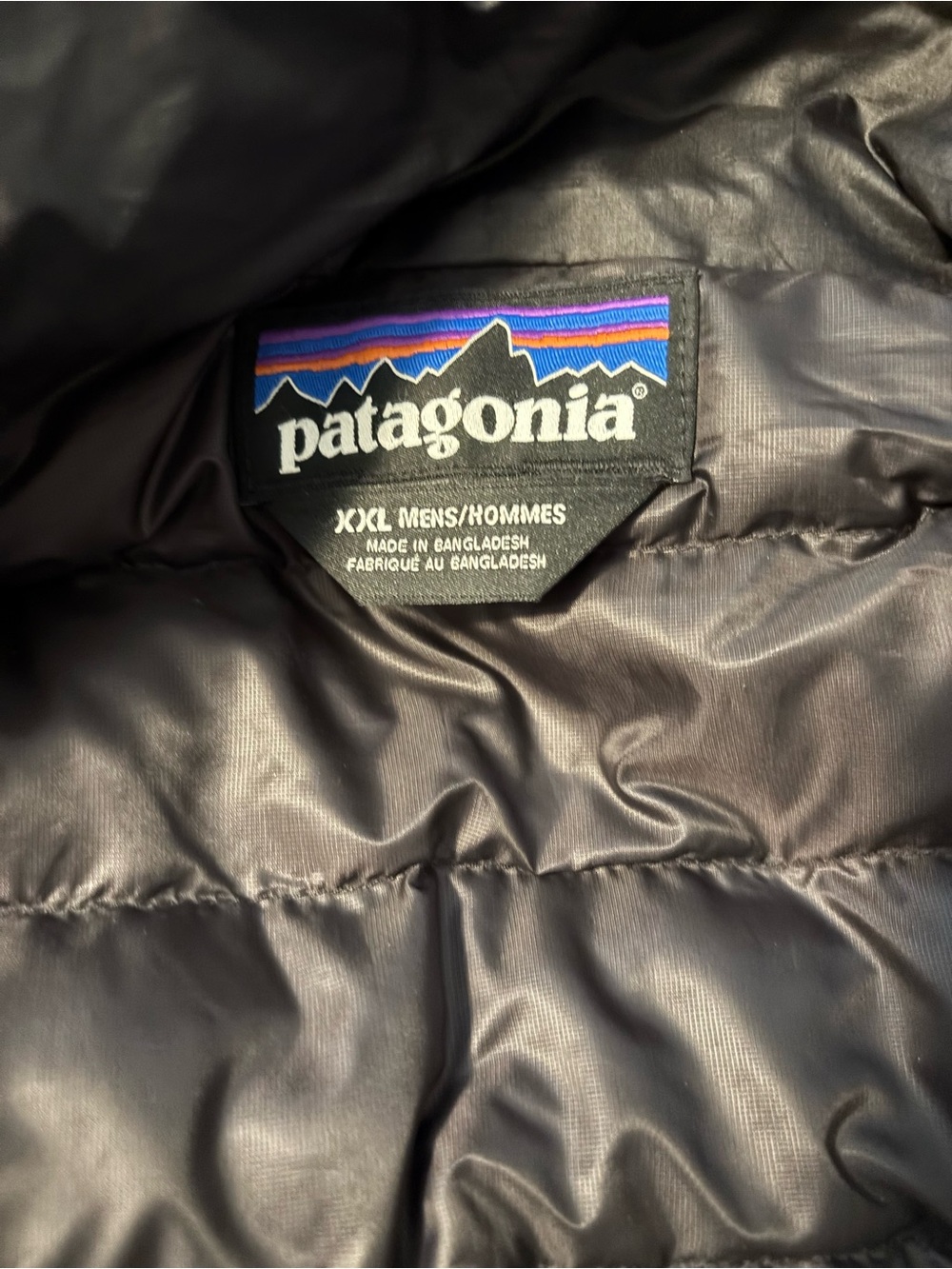 Patagonia Men's Black Quilted Down Puffer Jacket - Picture 2 of 4